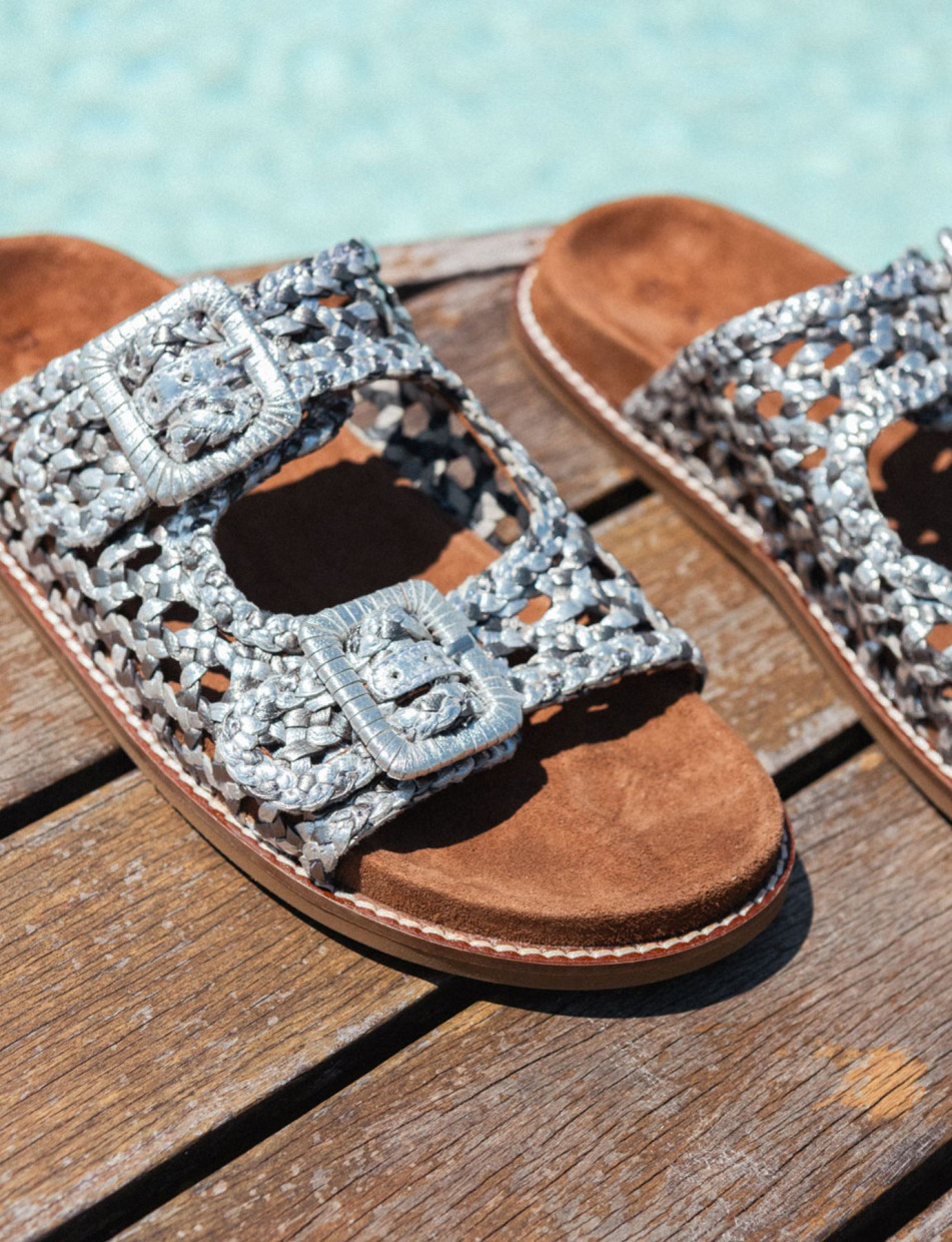 Mules tacón 1 cm plata cuero