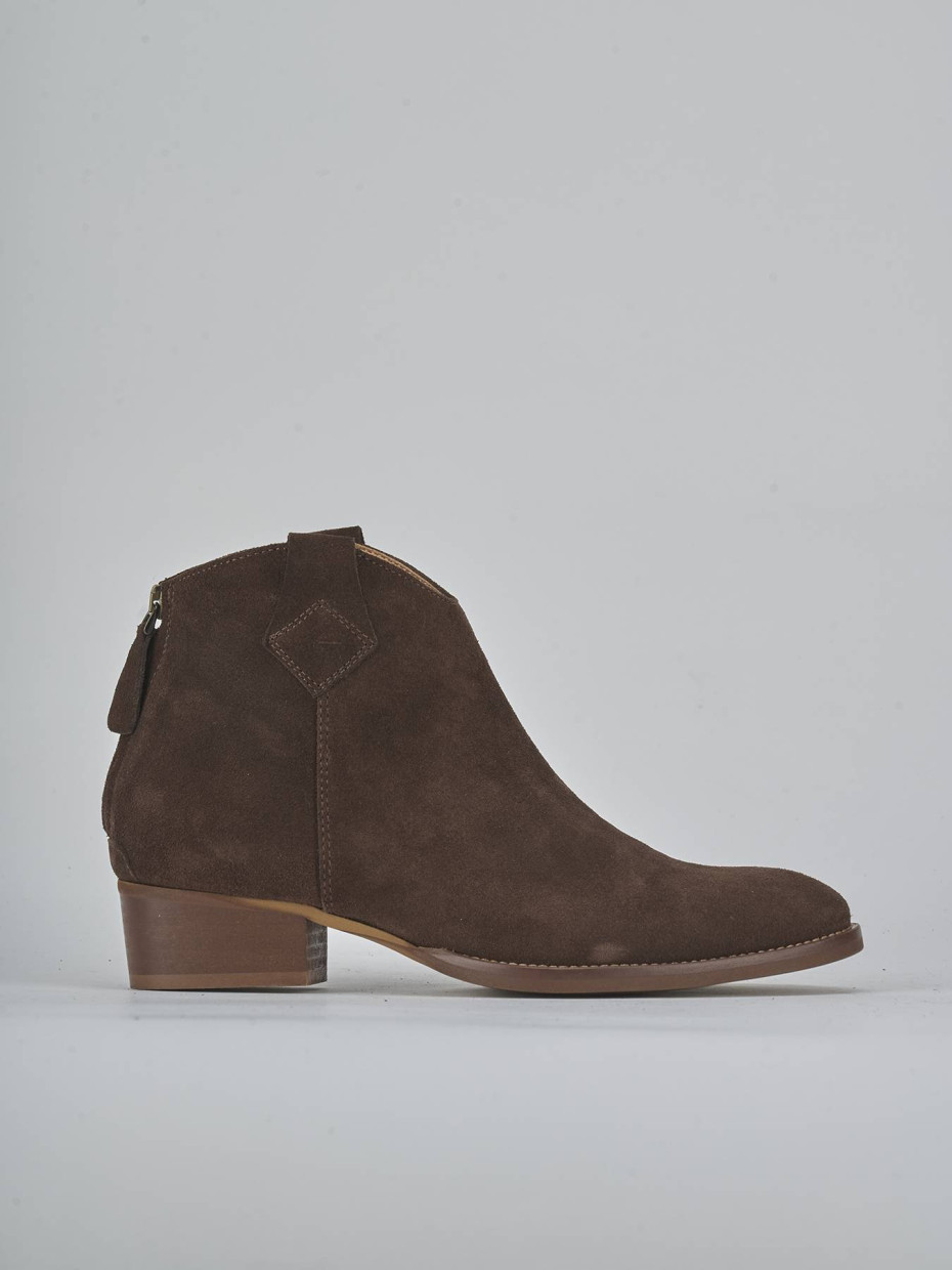 Stivaletti tacco 3cm camoscio testa