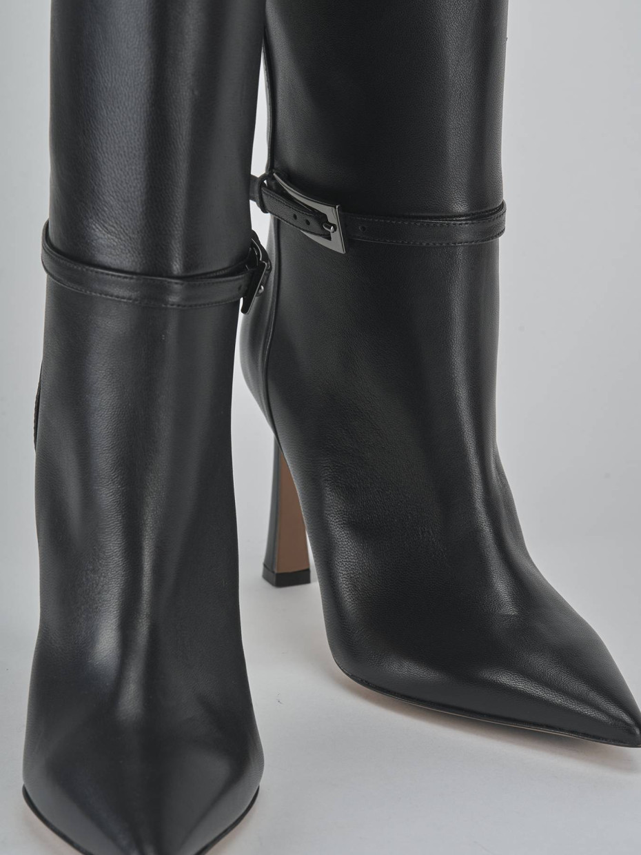 High heel boots heel 8 cm black leather