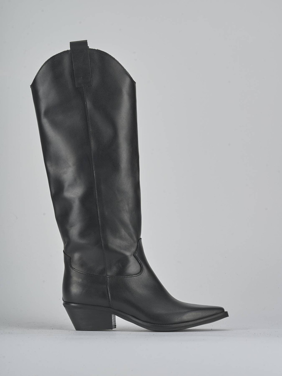 Botas de tacón bajo tacón 4 cm negro cuero