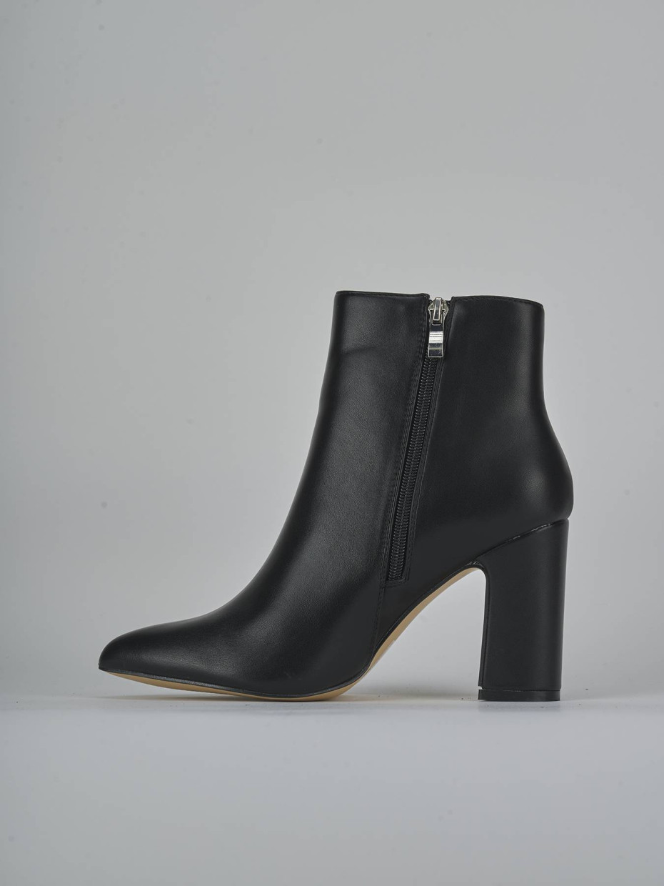Stivaletti tacco 9cm pelle sostenibile nero