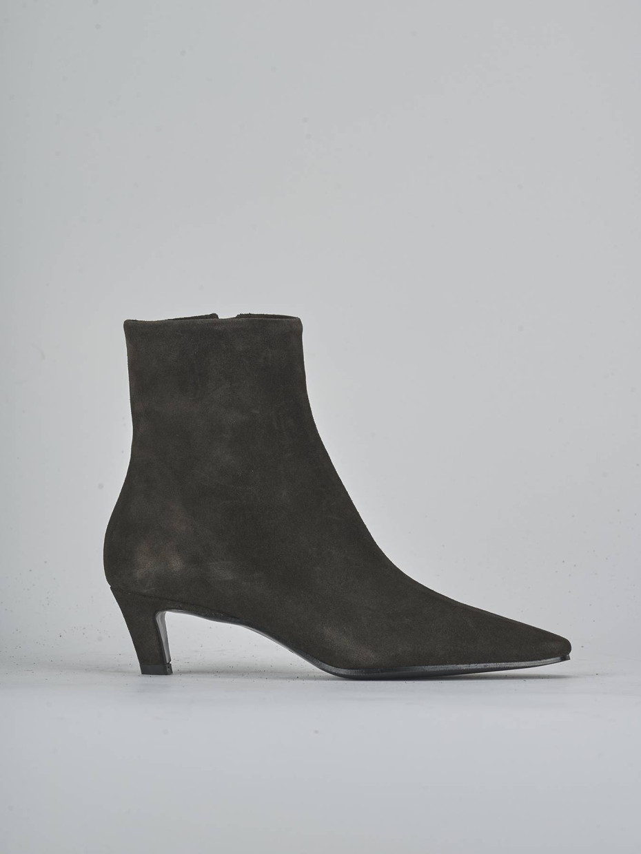 Stivaletti tacco 5cm camoscio testa