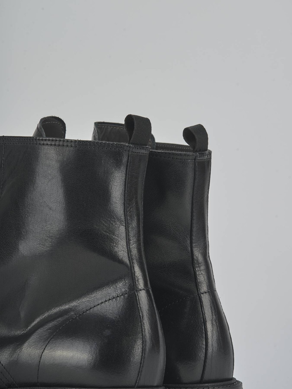Botas militares negro cuero