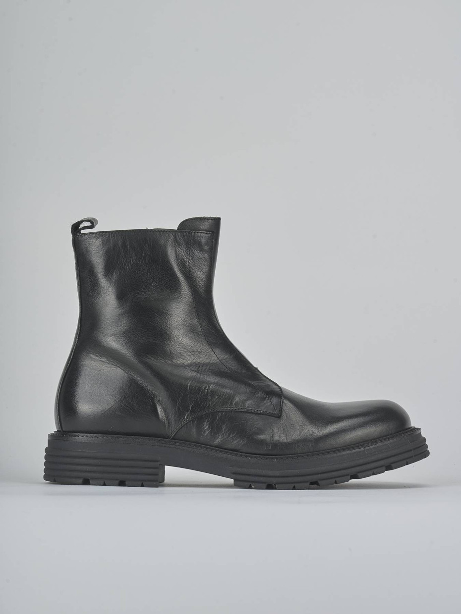 Botines negro cuero