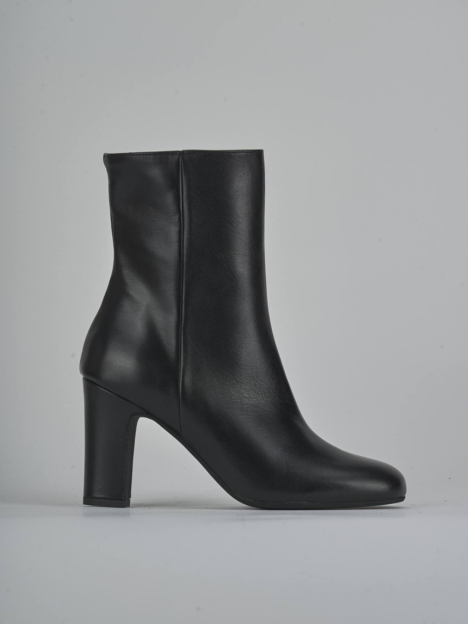 Botines de tacón alto tacón 8 cm negro cuero