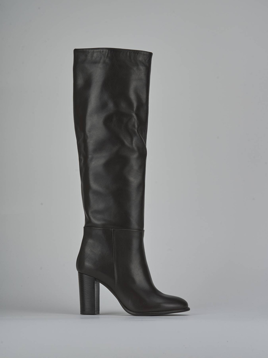 Botas de tacón alto tacón 8 cm marrón oscuro cuero