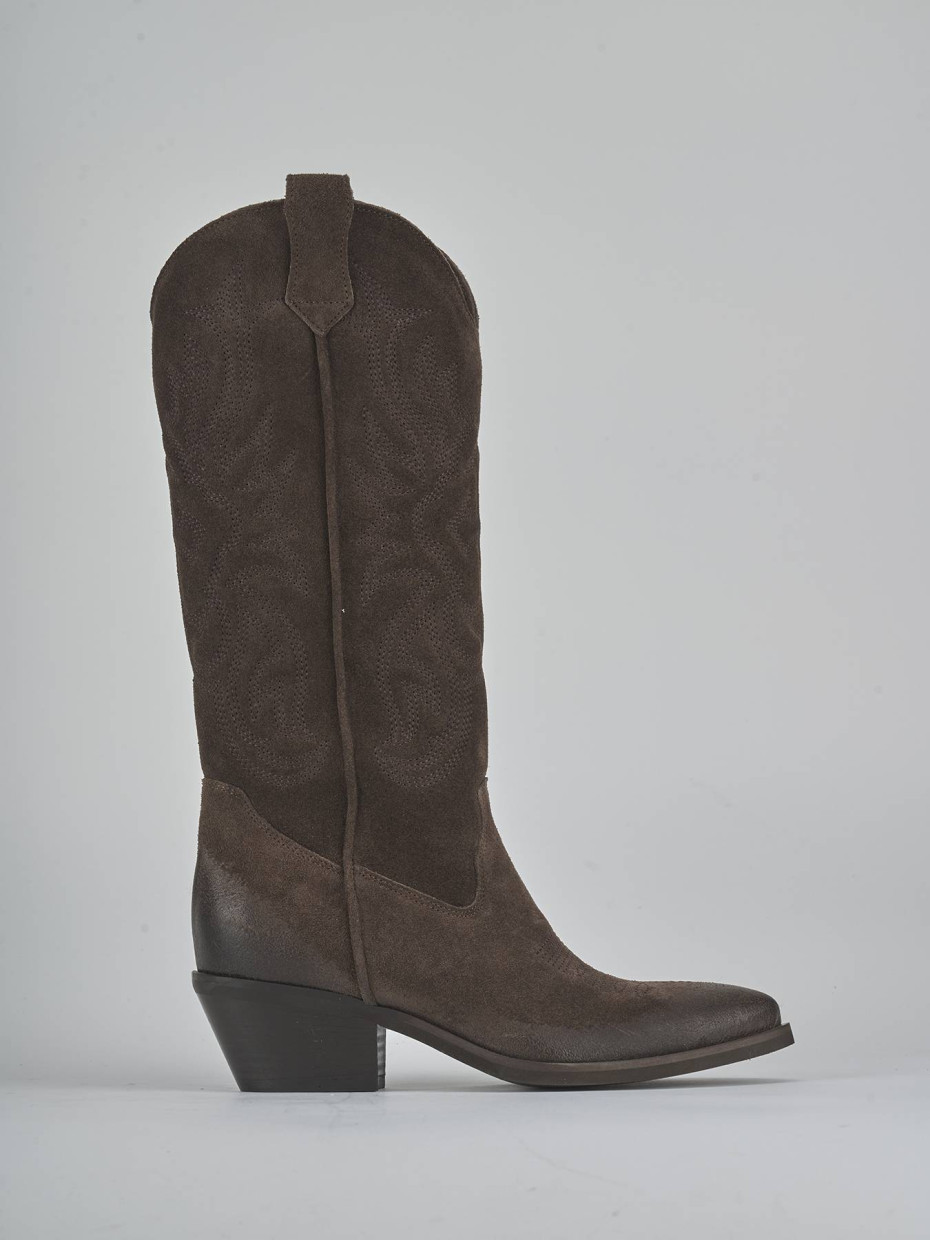 Low heel boots heel 4 cm dark brown suede