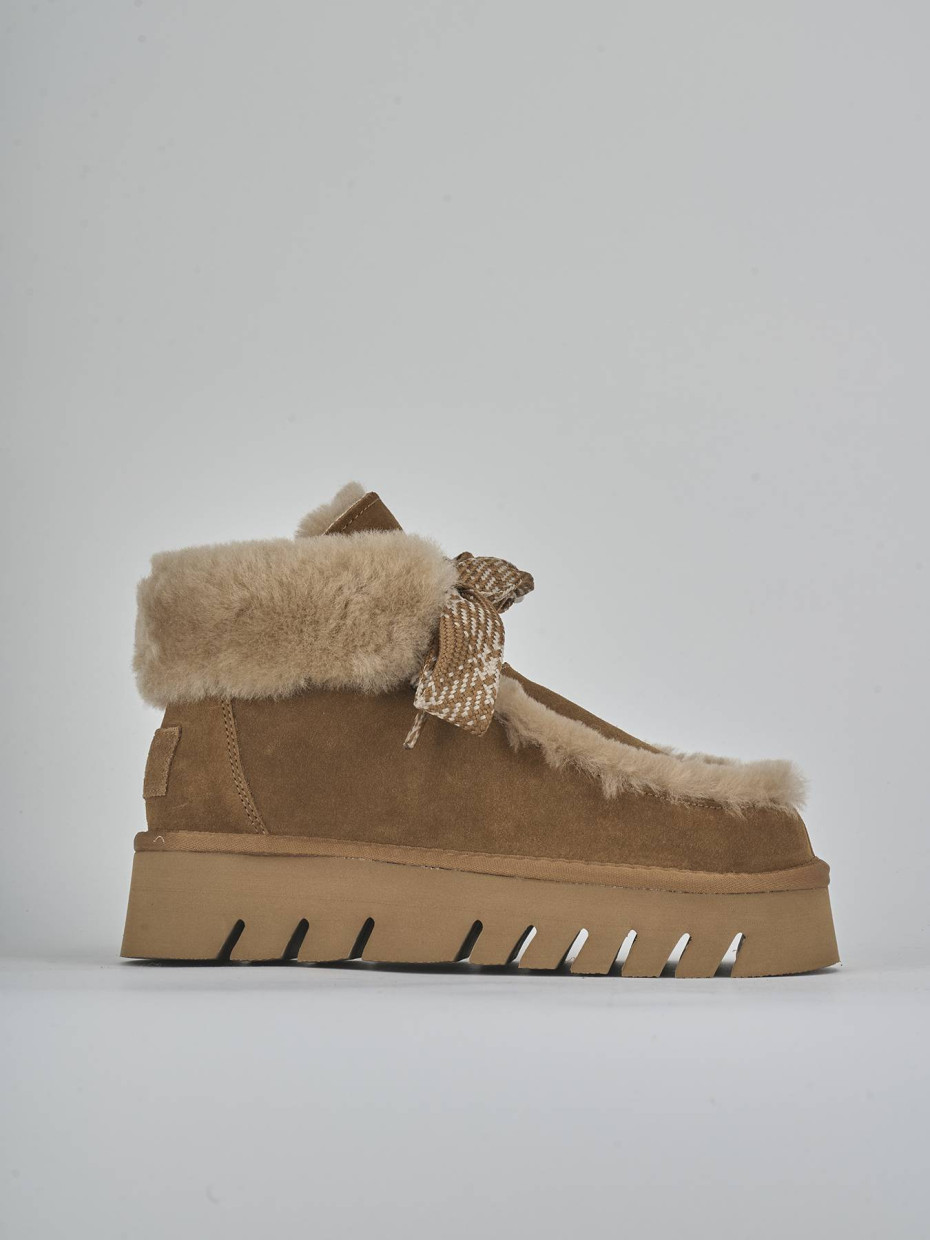 Stivaletti tacco 3cm camoscio marrone