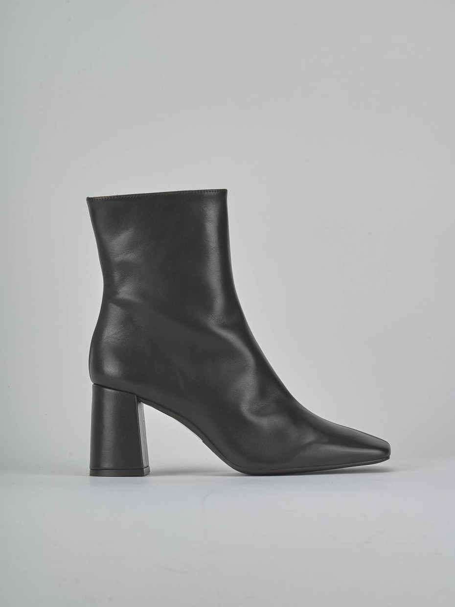 Stivaletti tacco 7cm pelle testa