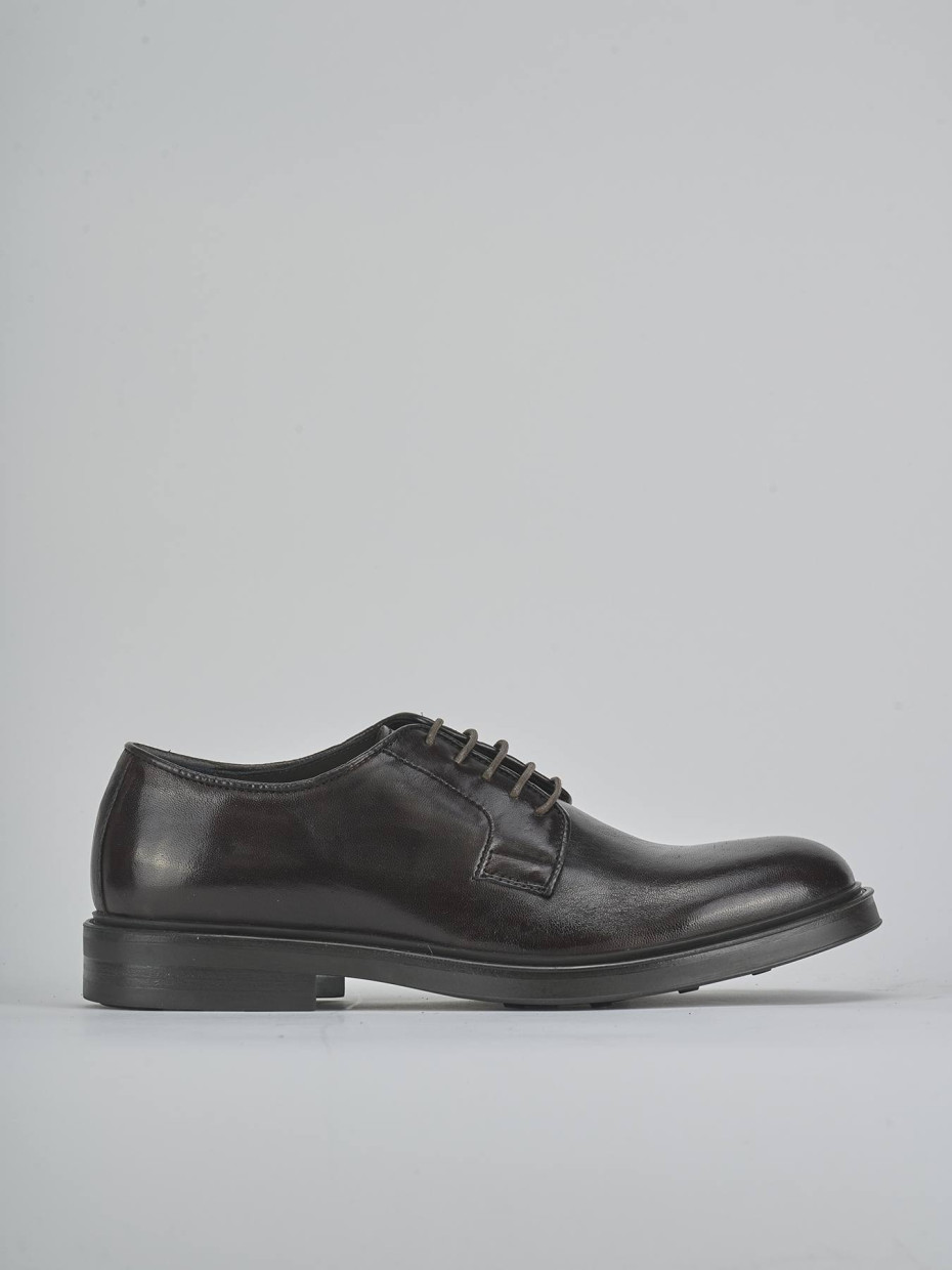 Zapatos de cordones marrón oscuro cuero