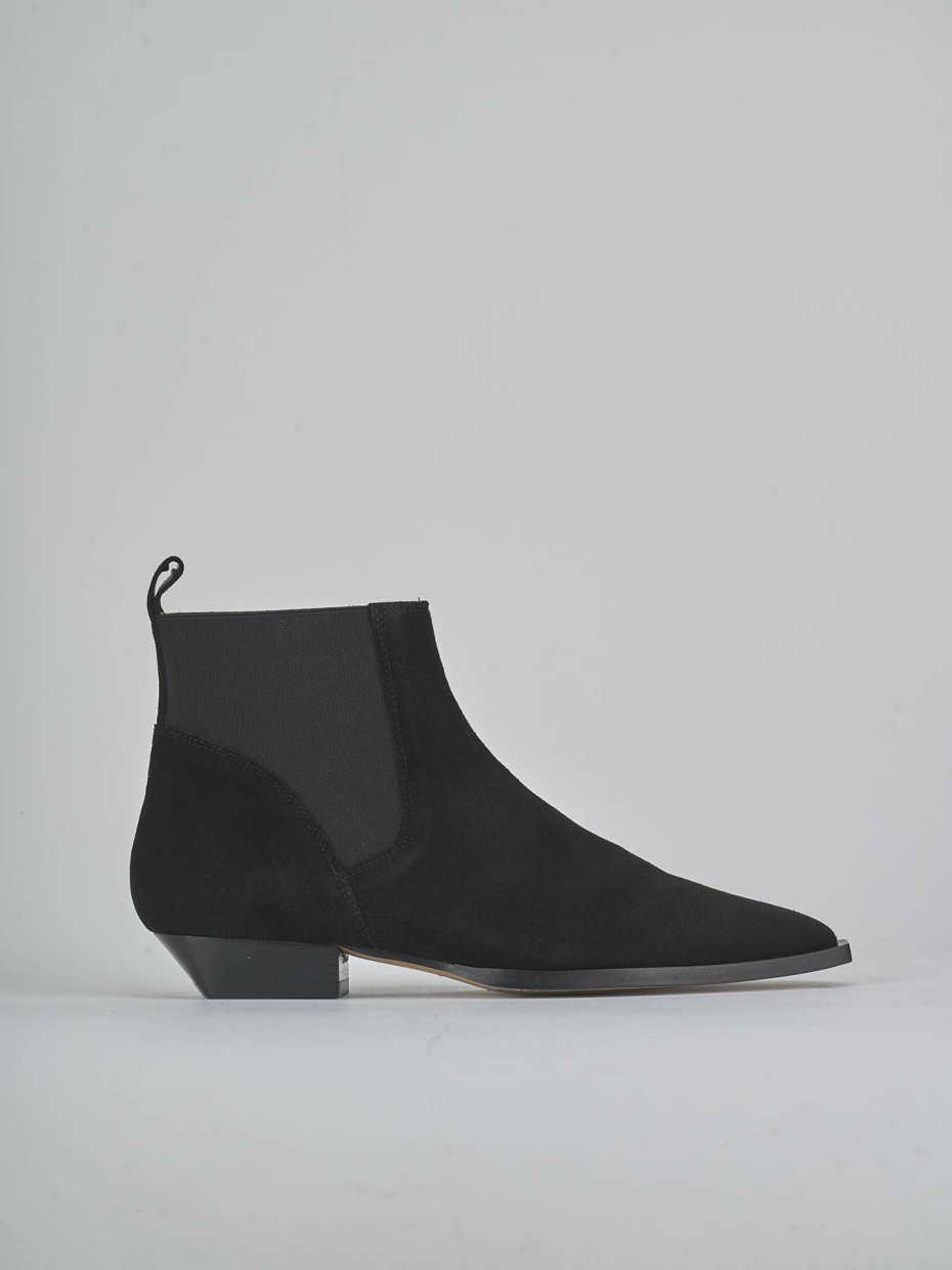 Stivaletti tacco 2cm camoscio nero