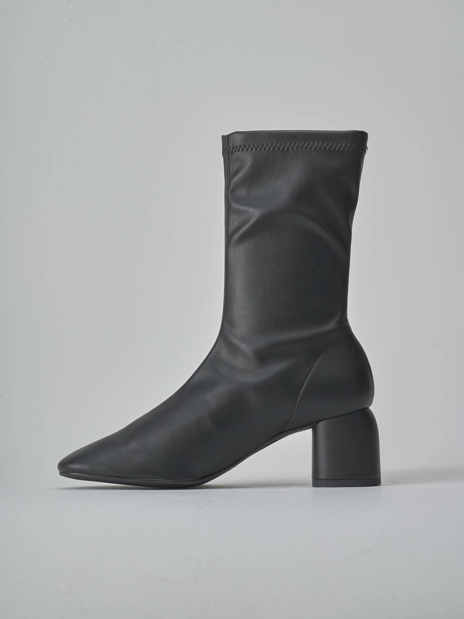 Botines de tacón alto tacón 5 cm negro cuero