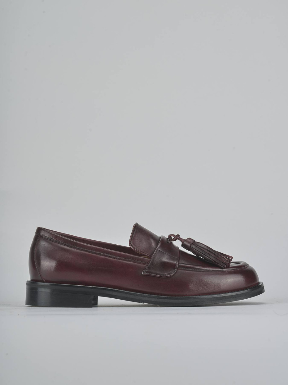 Mocasines tacón 2 cm burdeos cuero