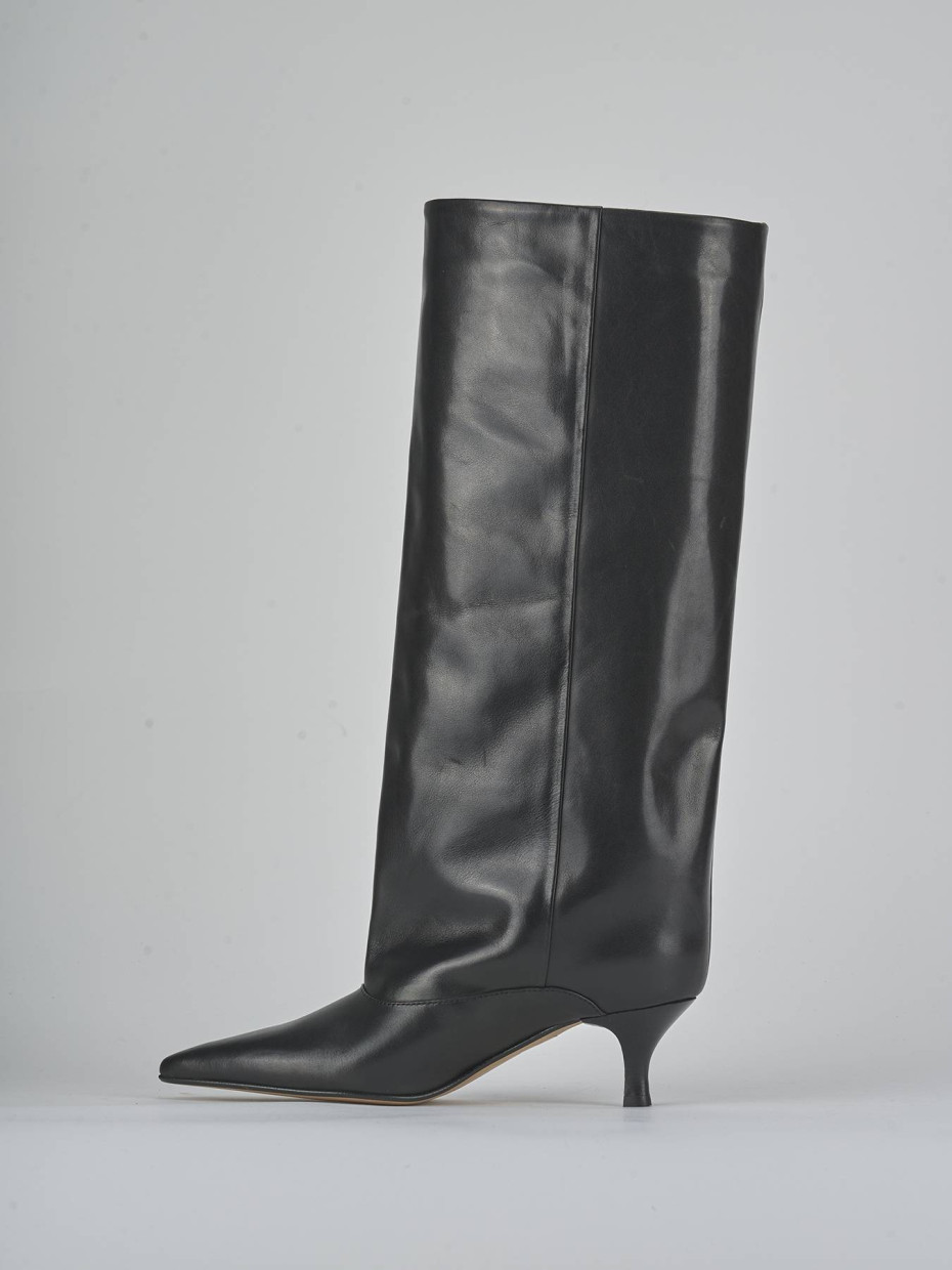 High heel boots heel 5 cm black leather