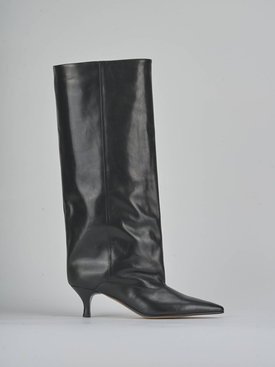 High heel boots heel 5 cm black leather