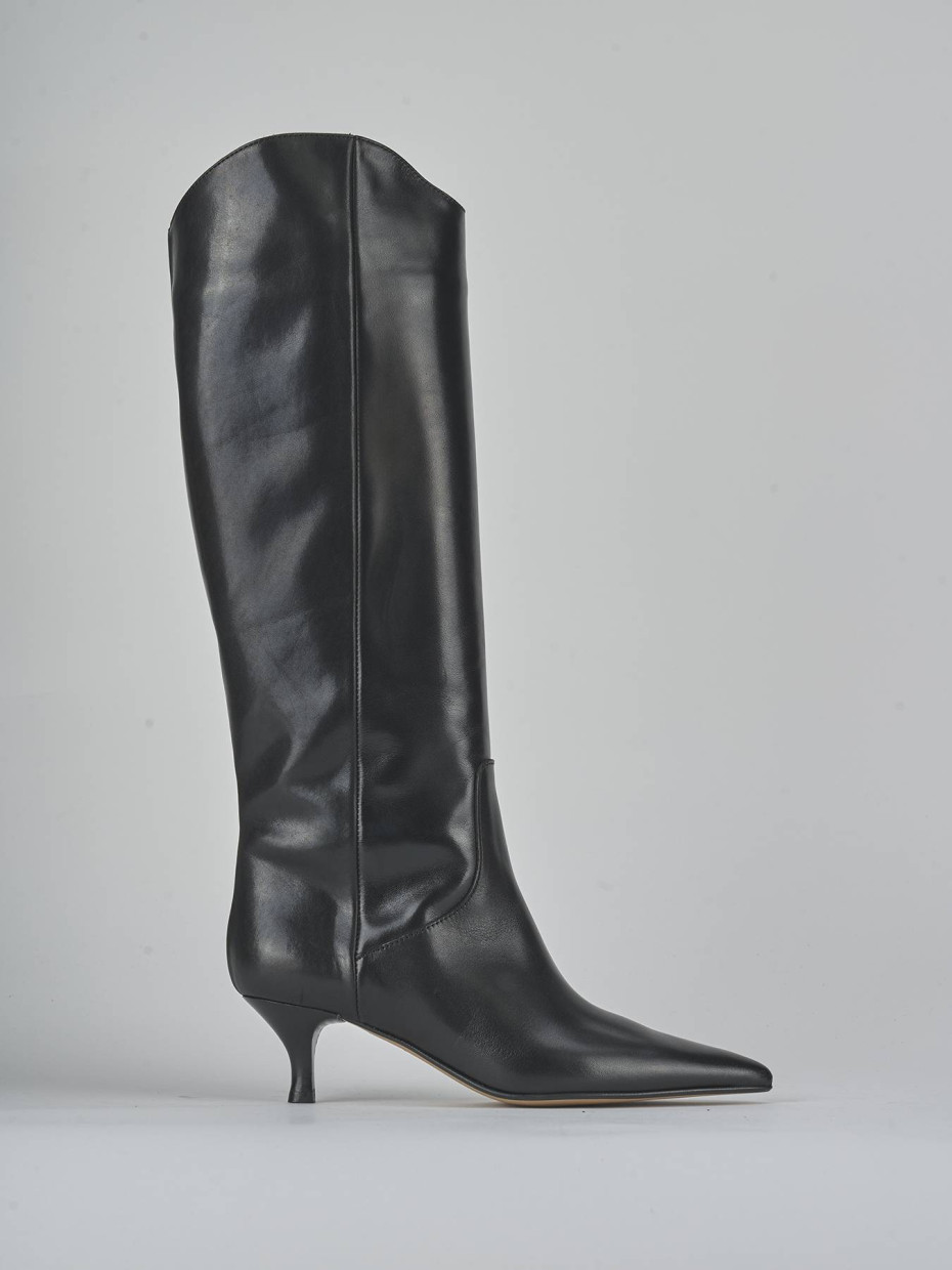 Botas de tacón alto tacón 5 cm negro cuero