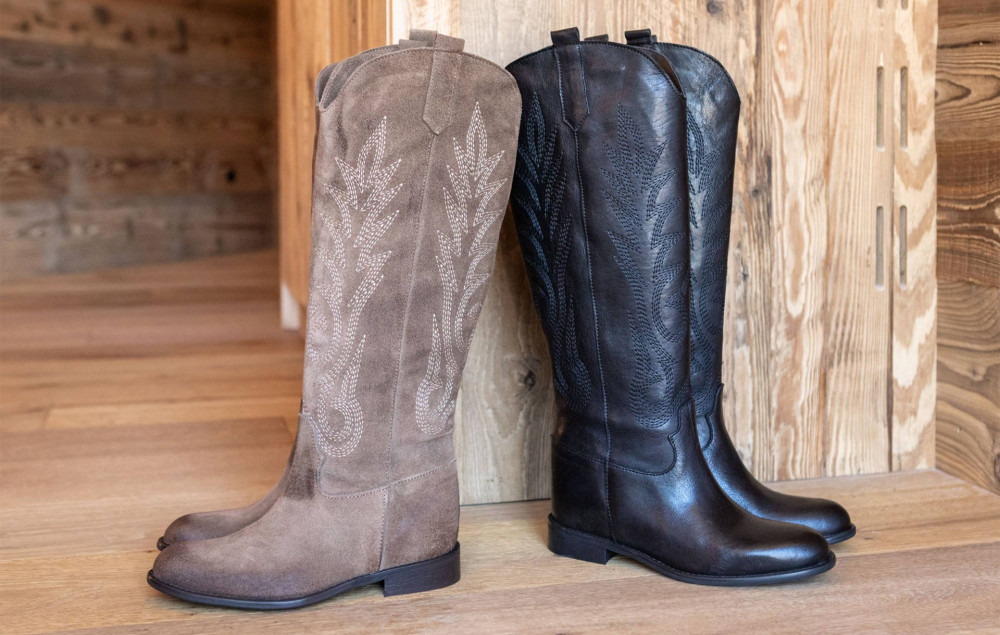 Botas de tacón bajo tacón 2 cm negro cuero
