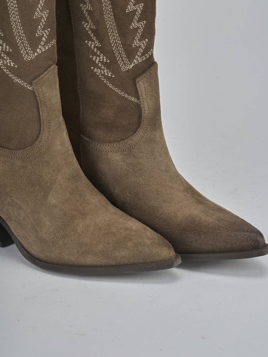 Stivali tacco 6cm camoscio beige