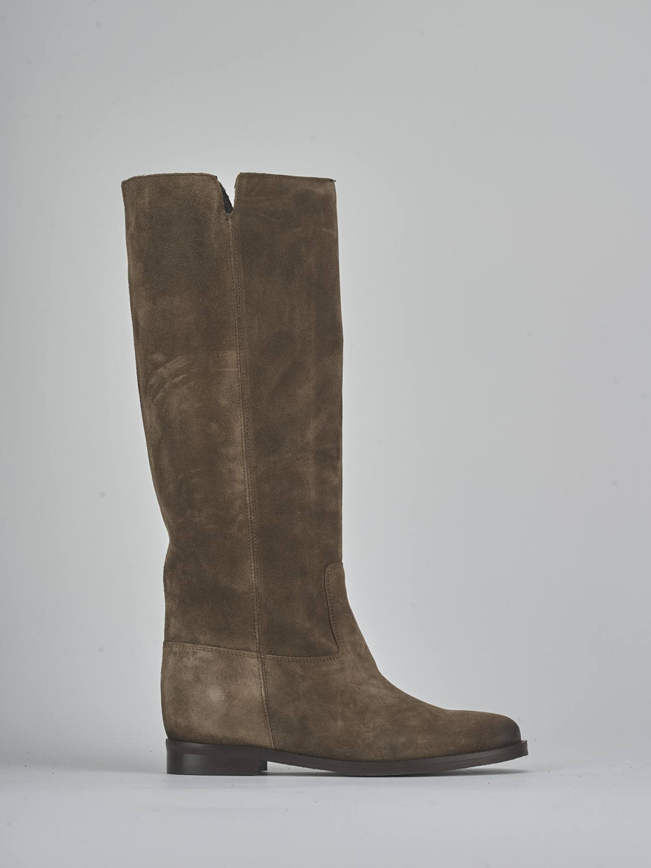 Low heel boots heel 2 cm beige suede