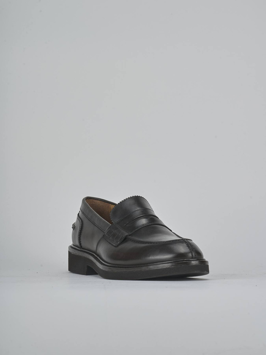 Loafers dark brown leather