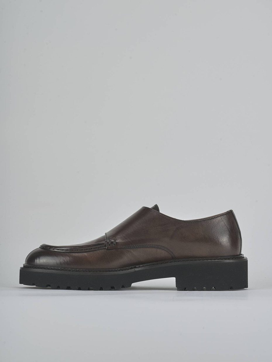 Stringate pelle testa