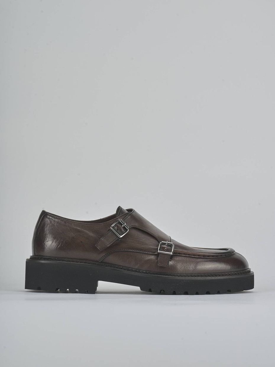 Stringate pelle testa