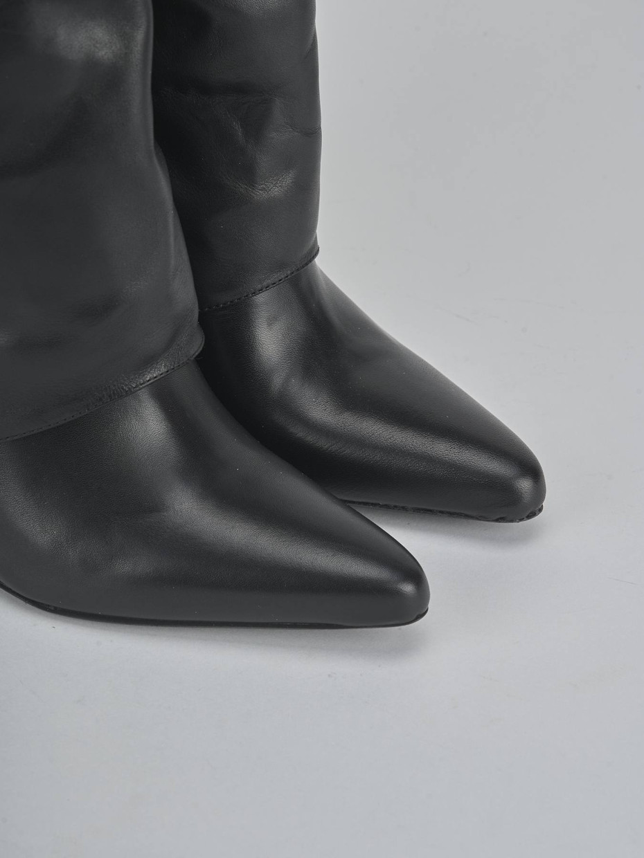 Stivali tacco 9cm pelle nero