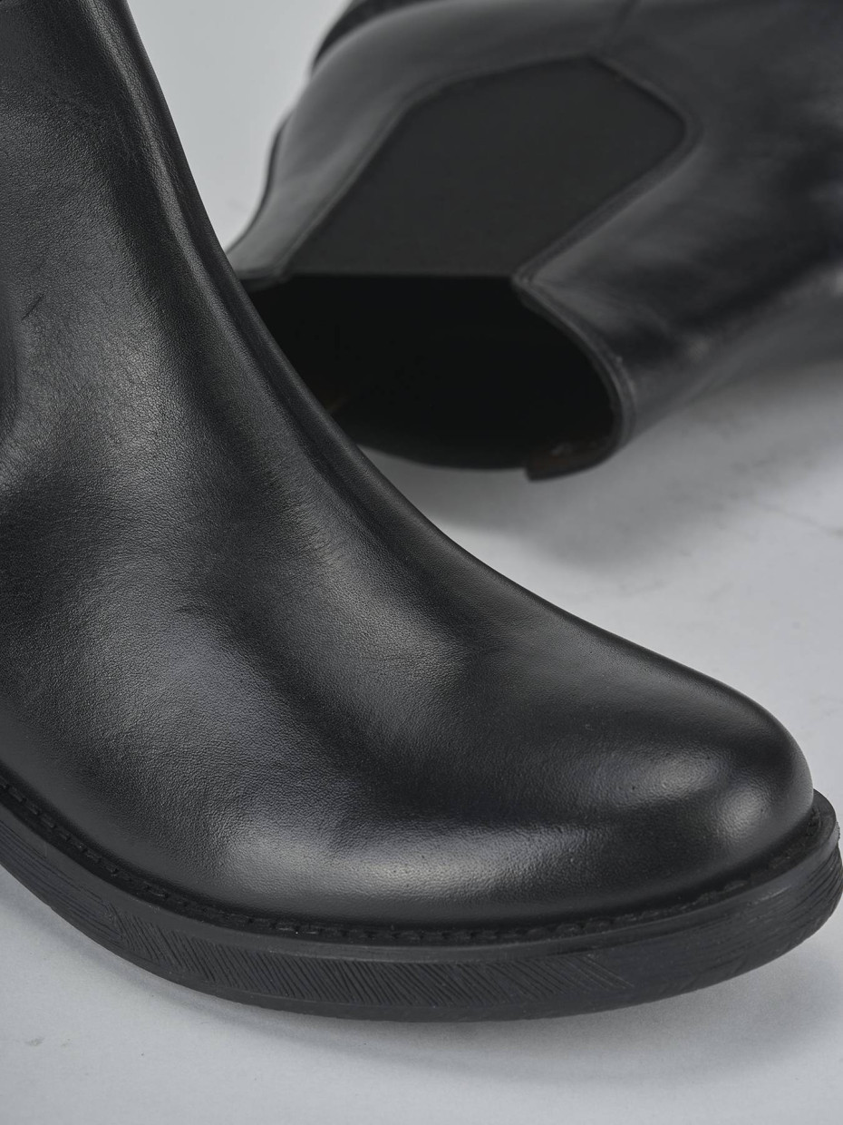 Botines de tacón bajo tacón 1 cm negro cuero