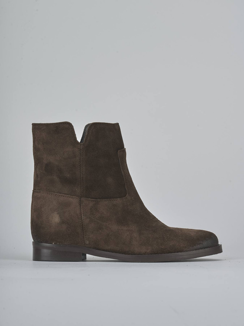Botines de tacón bajo tacón 2 cm marrón oscuro ante