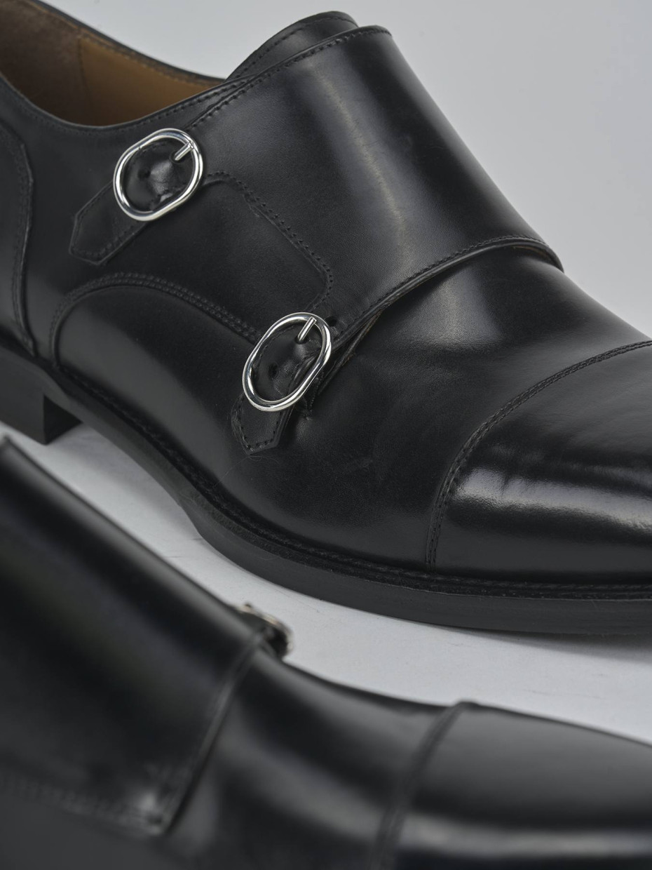 Zapatos de cordones negro cuero