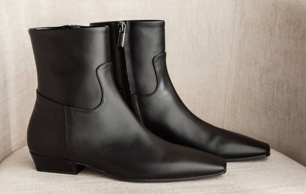 Low heel ankle boots heel 3 cm black leather