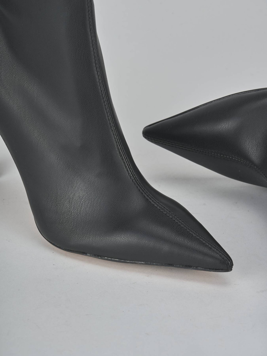 Botines de tacón alto tacón 9 cm negro cuero