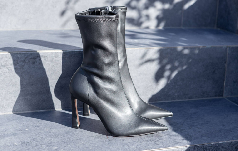 Botines de tacón alto tacón 9 cm negro cuero