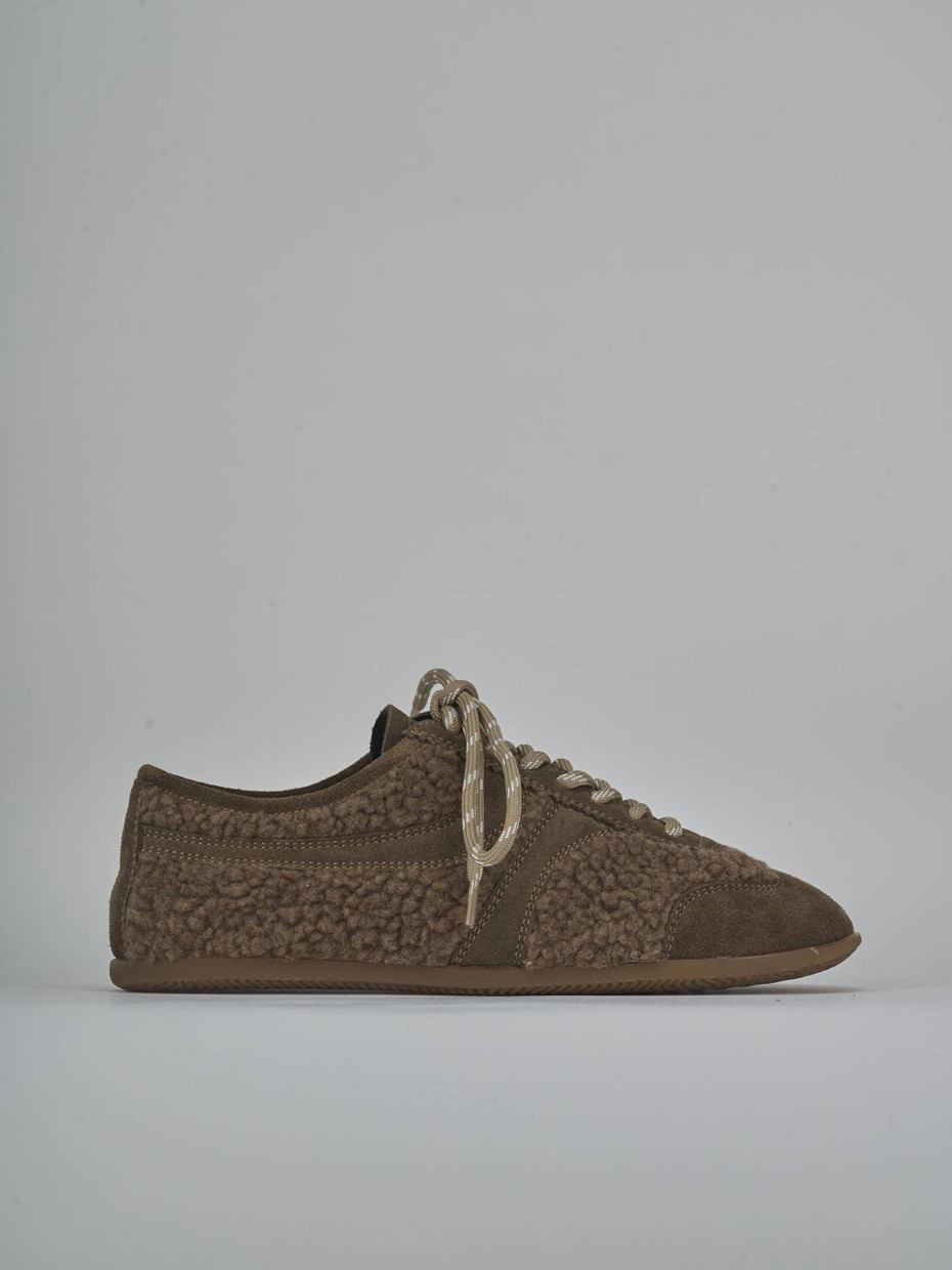 Sneakers beige suede