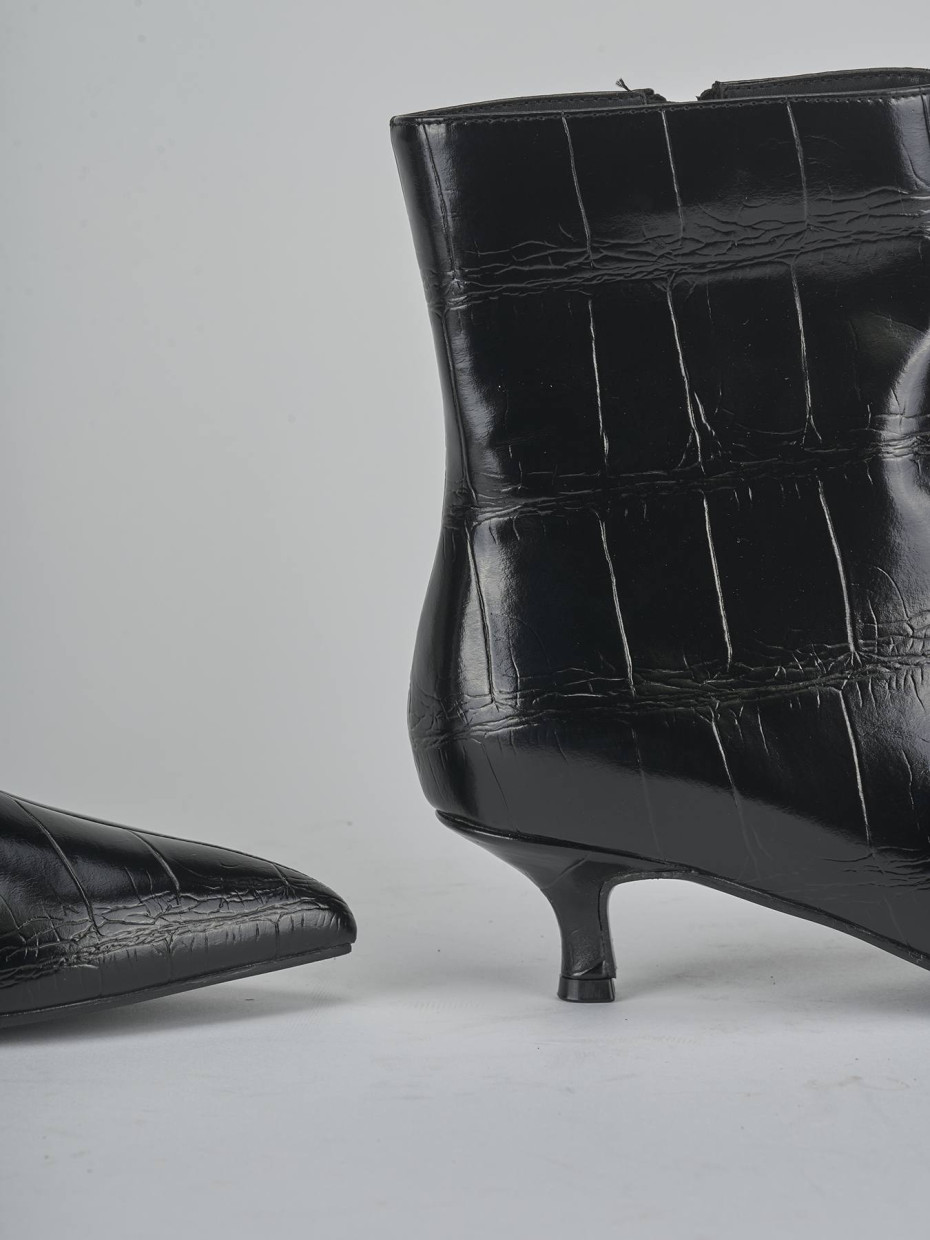 High heel ankle boots heel 5 cm black pelle sostenibile