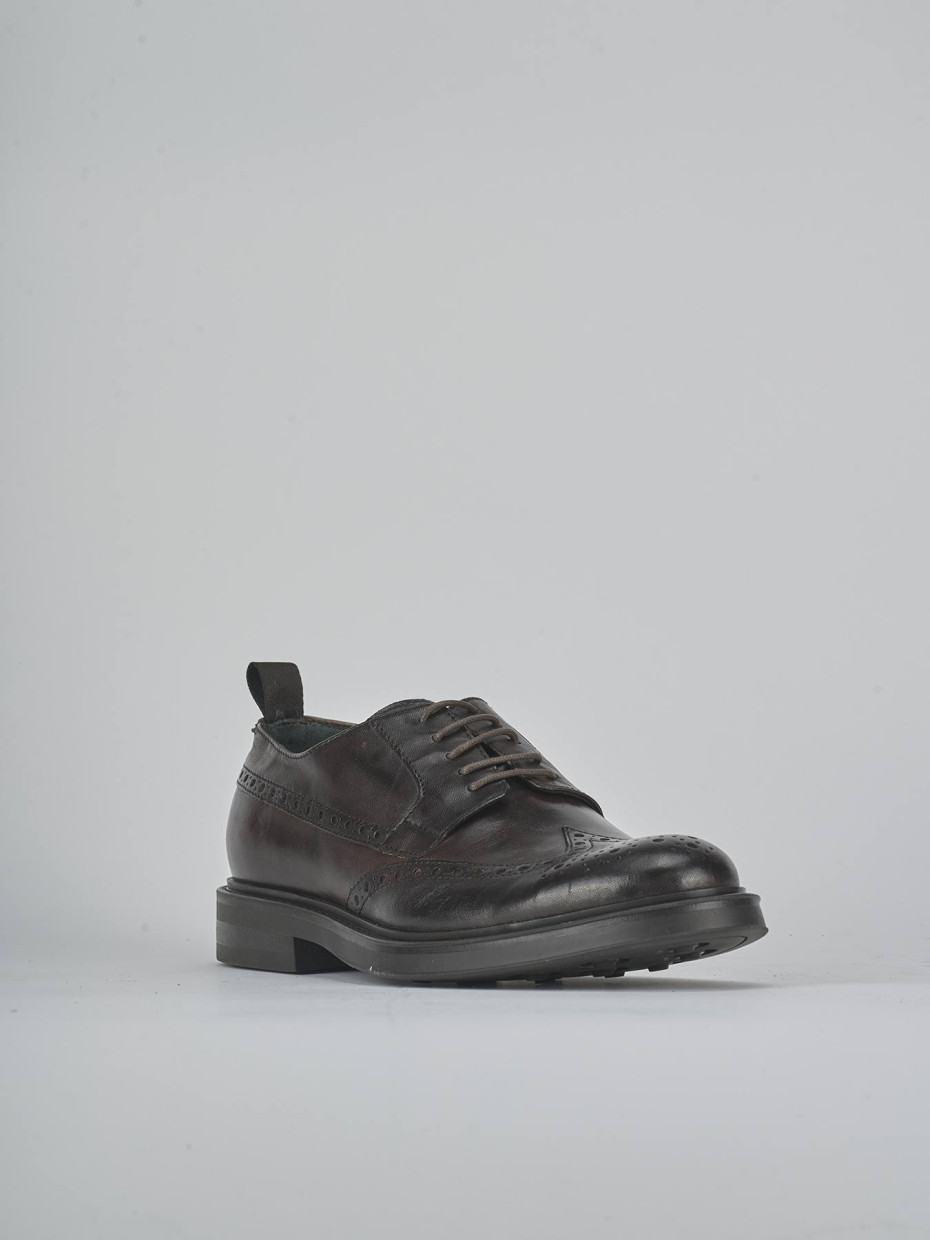 Stringate pelle testa