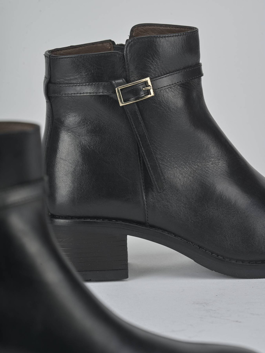 Stivaletti tacco 4cm pelle nero