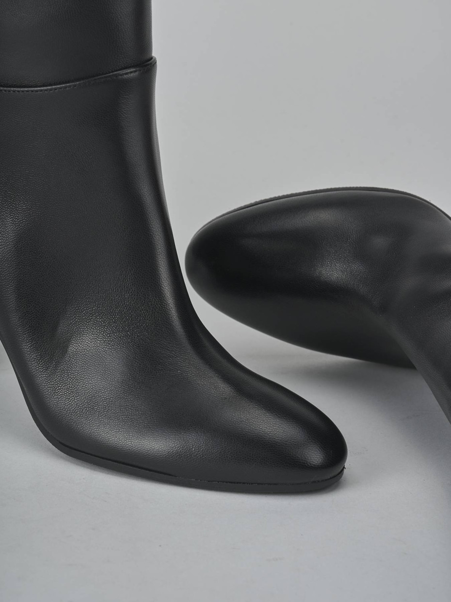Stivali tacco 9cm pelle nero