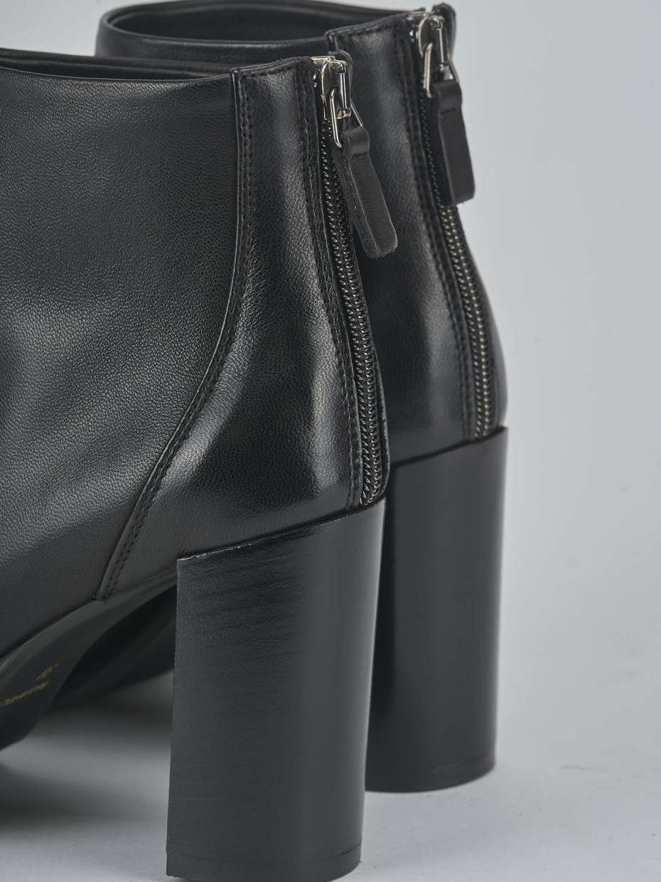 Botines de tacón alto tacón 9 cm negro cuero