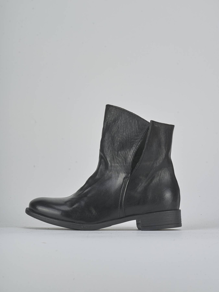 Stivaletti tacco 2cm pelle nero