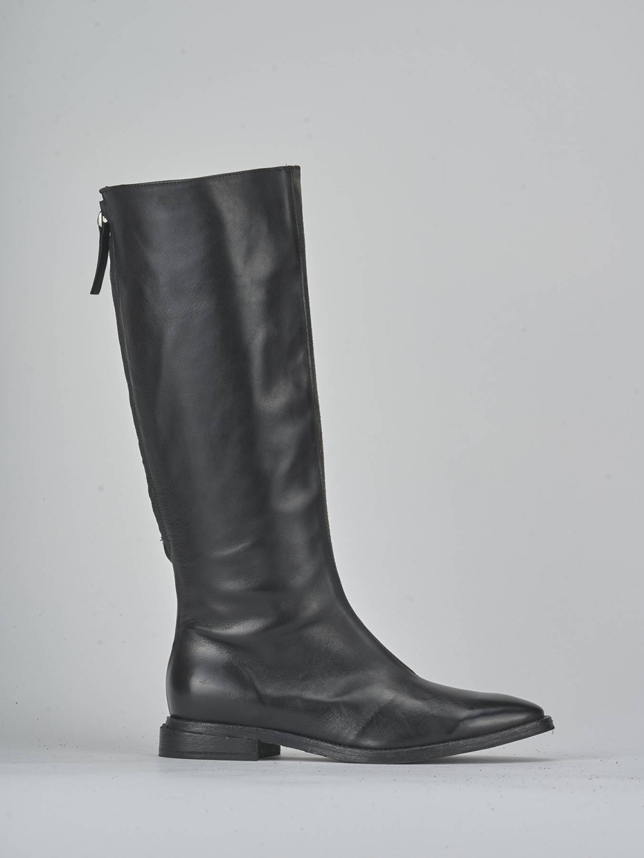 Botas de tacón bajo tacón 2 cm negro cuero