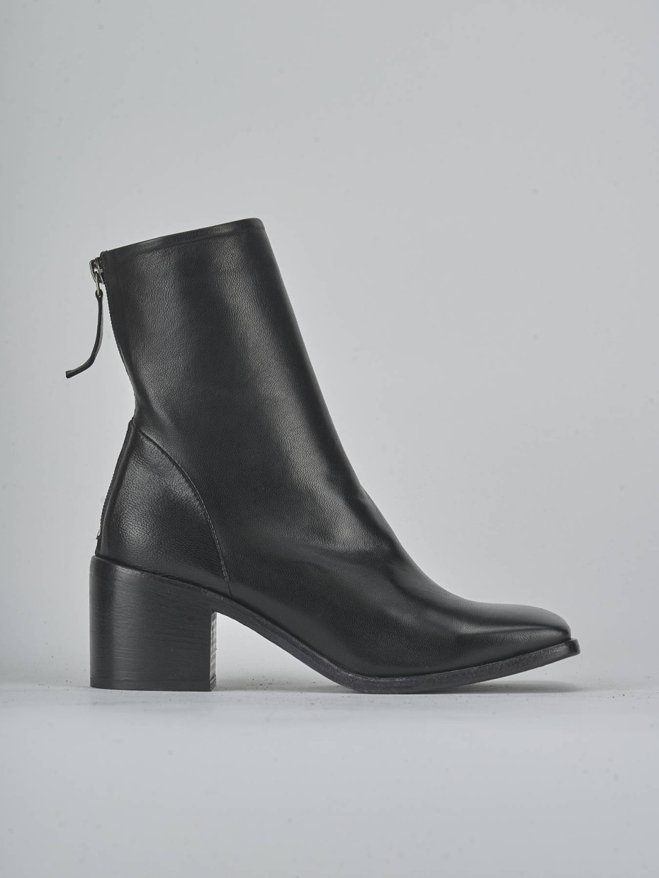 Stivaletti tacco 6cm pelle nero