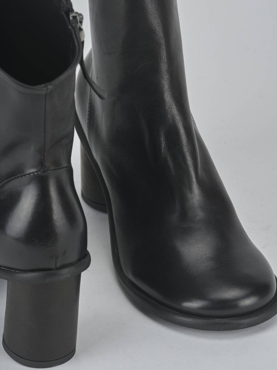 Stivaletti tacco 7cm pelle nero