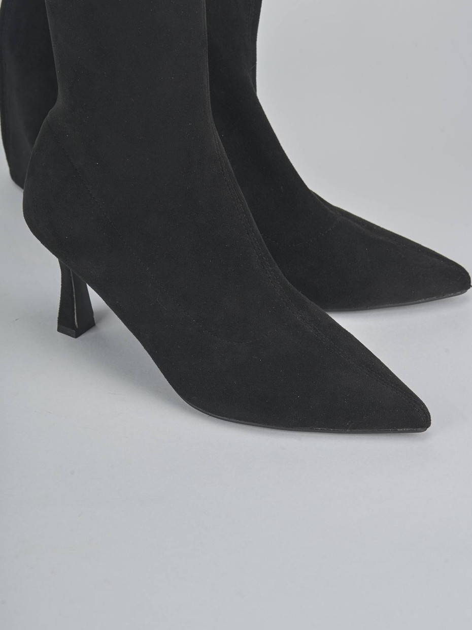 Botas de tacón alto tacón 7 cm negro camoscio sostenible