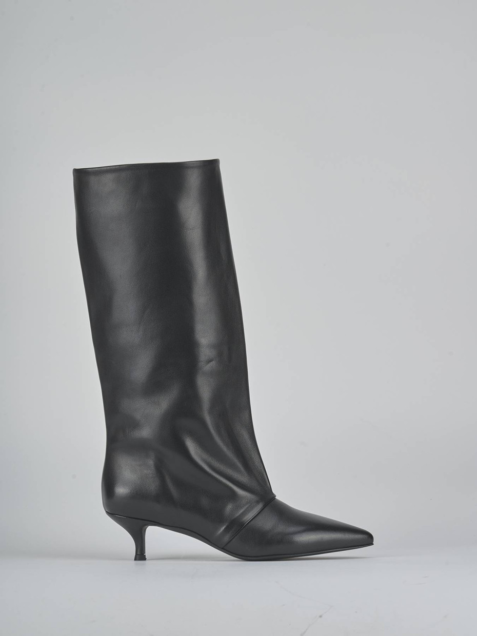 Botas de tacón alto tacón 5 cm negro cuero