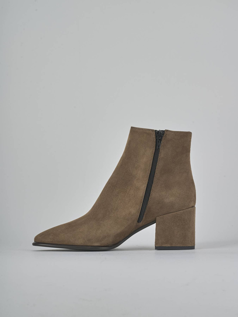 Botines de tacón alto tacón 5 cm beis ante