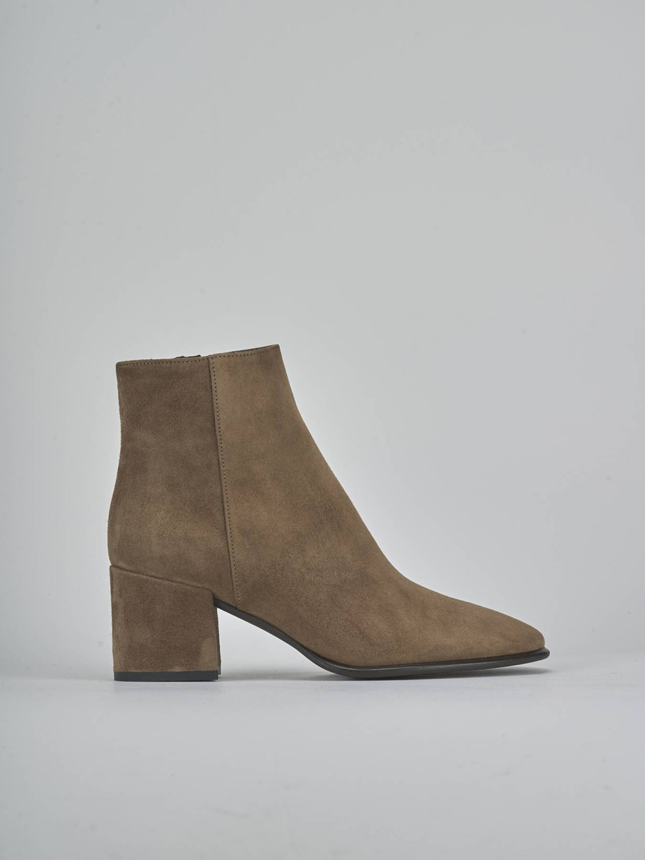 Botines de tacón alto tacón 5 cm beis ante