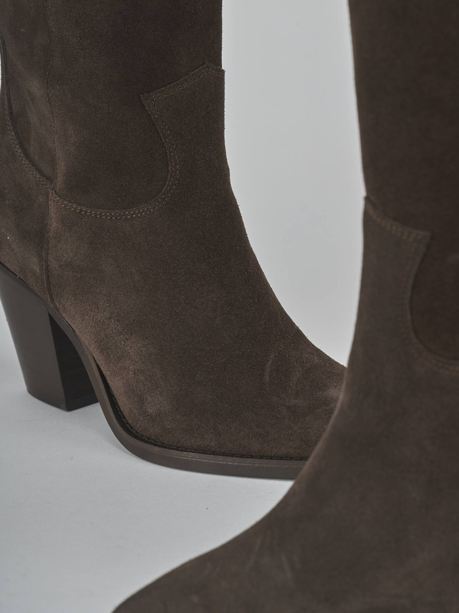 High heel boots heel 8 cm dark brown suede