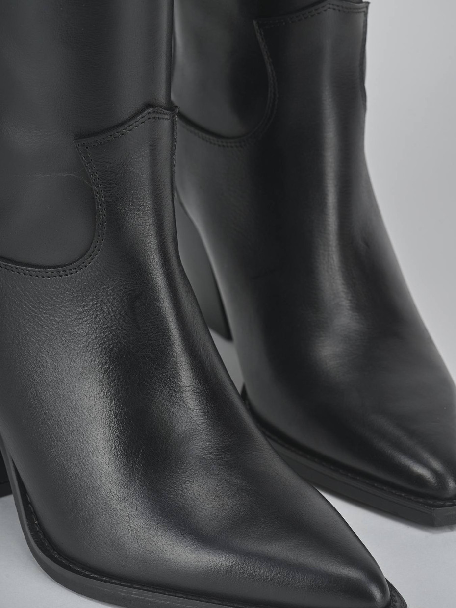 Stivali tacco 8cm pelle nero