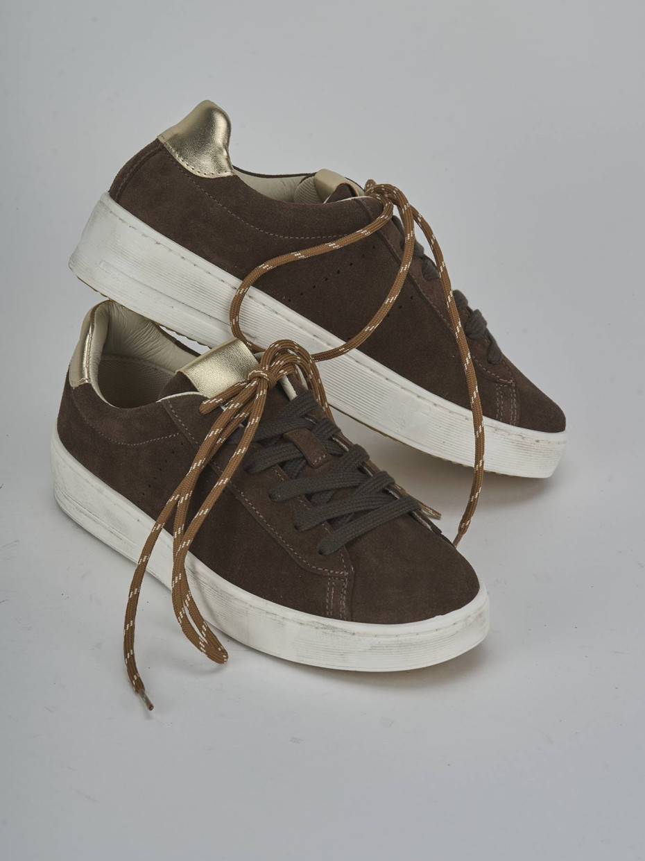Sneakers camoscio testa